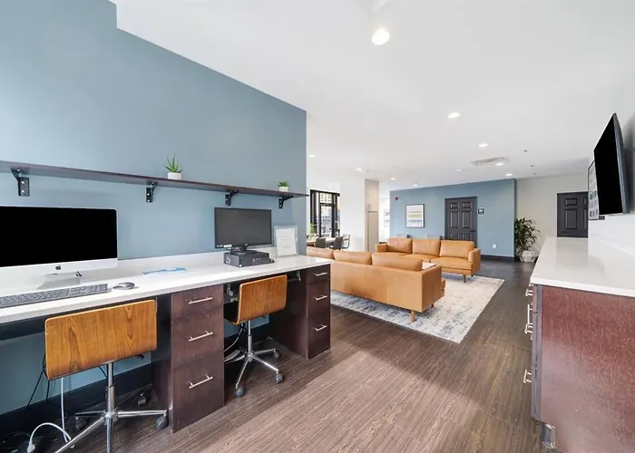 Apartment Modern Chic Downtown 6th Floor Views Fast Wifi 24-7 Gym Lounge Roku *