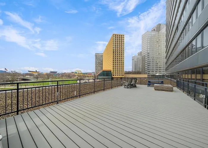 Apartment Modern Chic Downtown 6th Floor Views Fast Wifi 24-7 Gym Lounge Roku *